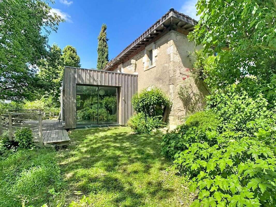 Maison 170 m² à Ordan-Larroque  - photo 7