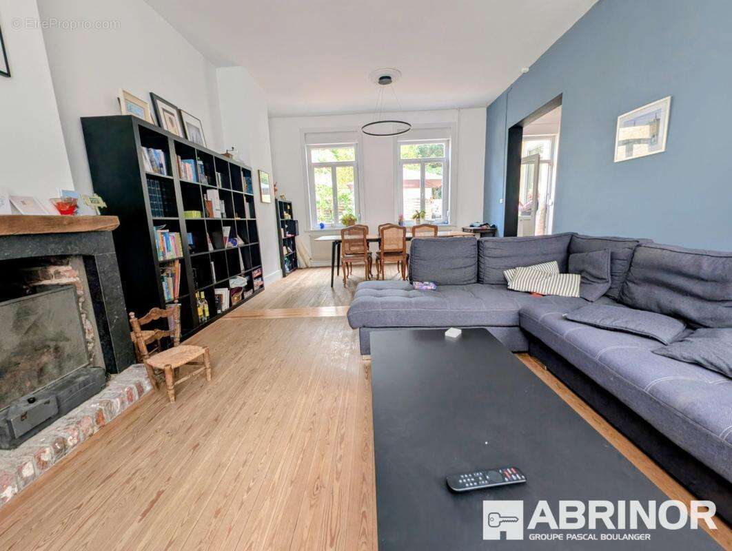 Grande maison de caractere 5 chambres+bureau - photo 6