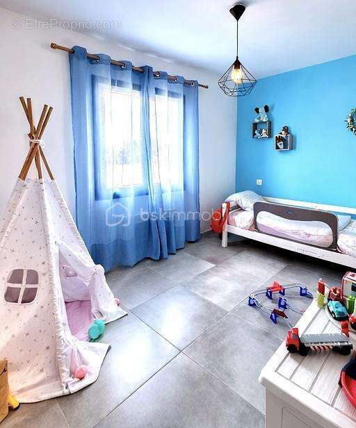 Maison à SAINT-ANDRE-DE-ROQUELONGUE