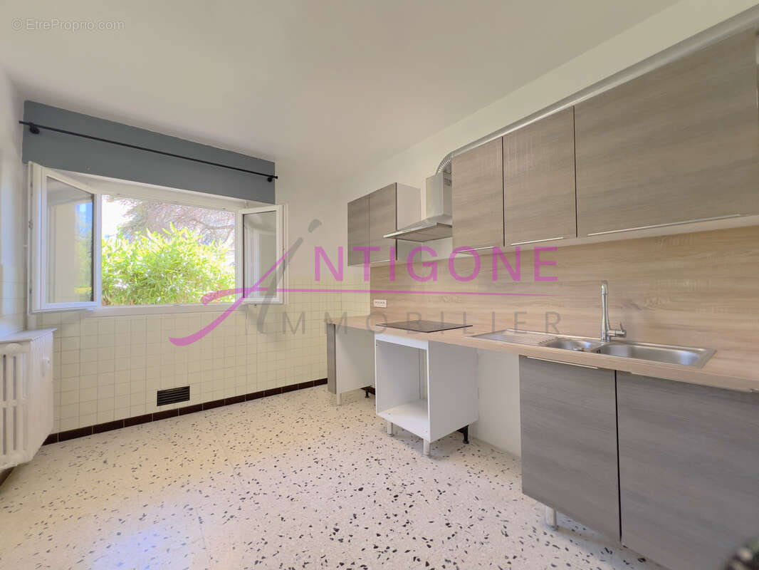 Appartement à SANARY-SUR-MER