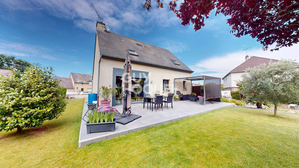 Maison à DUCEY