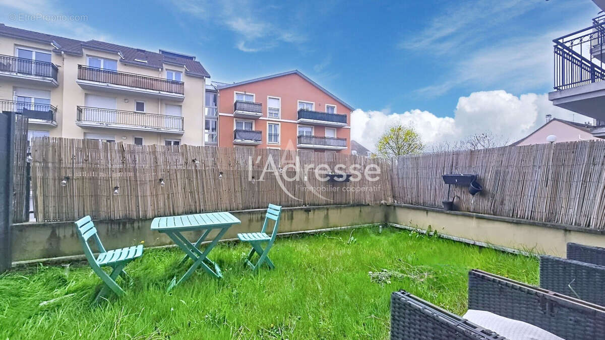 Appartement à PONTAULT-COMBAULT