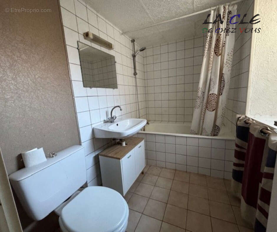 Maison à COULONGES-SUR-L'AUTIZE