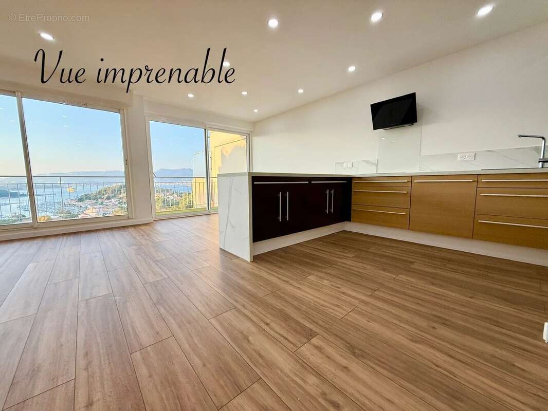 Appartement à SAINT-MANDRIER-SUR-MER