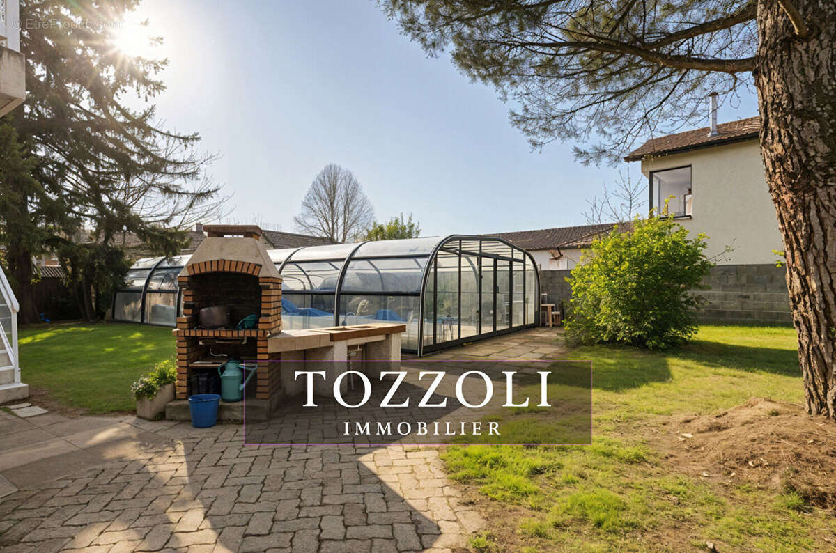 Maison à SAINT-QUENTIN-FALLAVIER