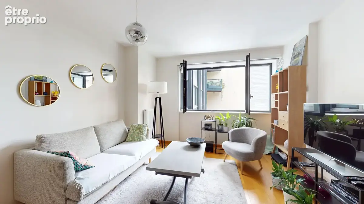 Appartement 2 pièces calme à vendre à Paris - Réf. V1106 - photo 2