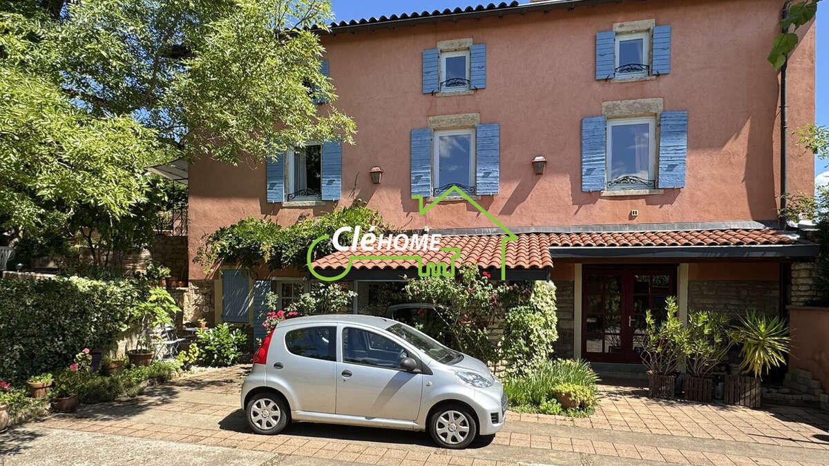 Maison à FLEURIEUX-SUR-L'ARBRESLE