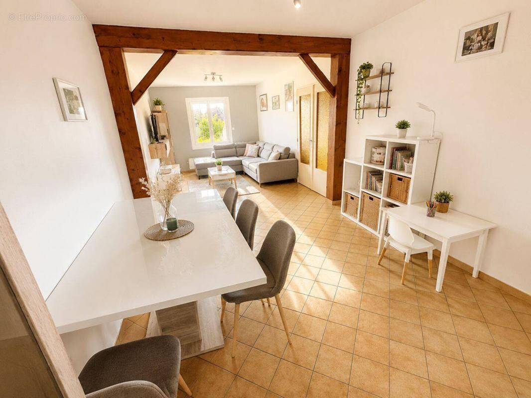 Maison à SEMPIGNY