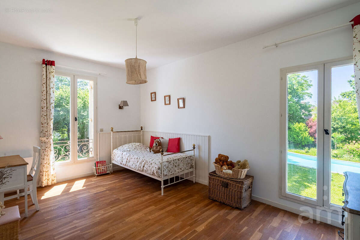 Maison à ARTIGUES-PRES-BORDEAUX