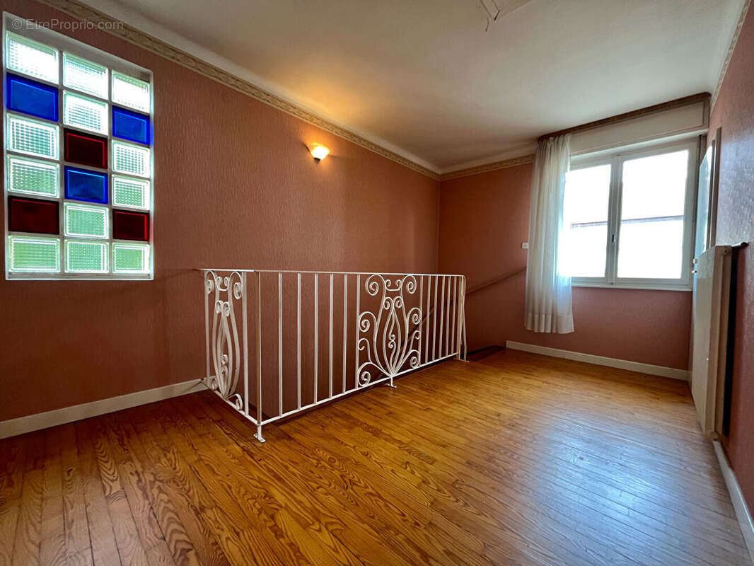 Maison à CONTZ-LES-BAINS