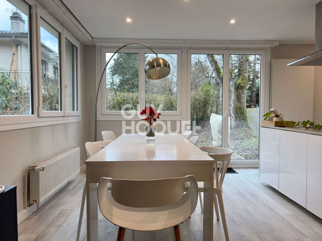 Appartement à ETIOLLES