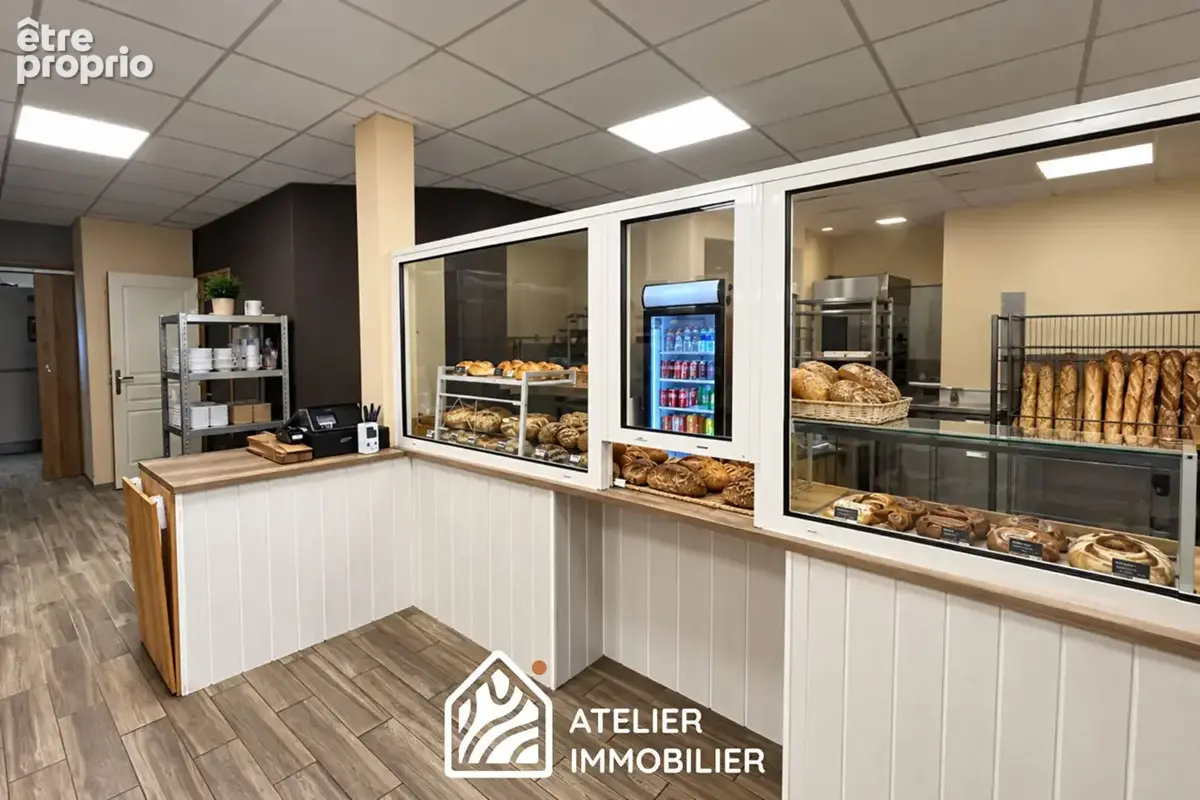 Murs commerciaux - 400m2 - photo 2