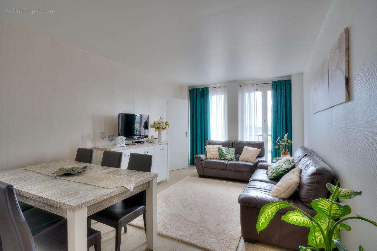 Appartement à CHOISY-LE-ROI