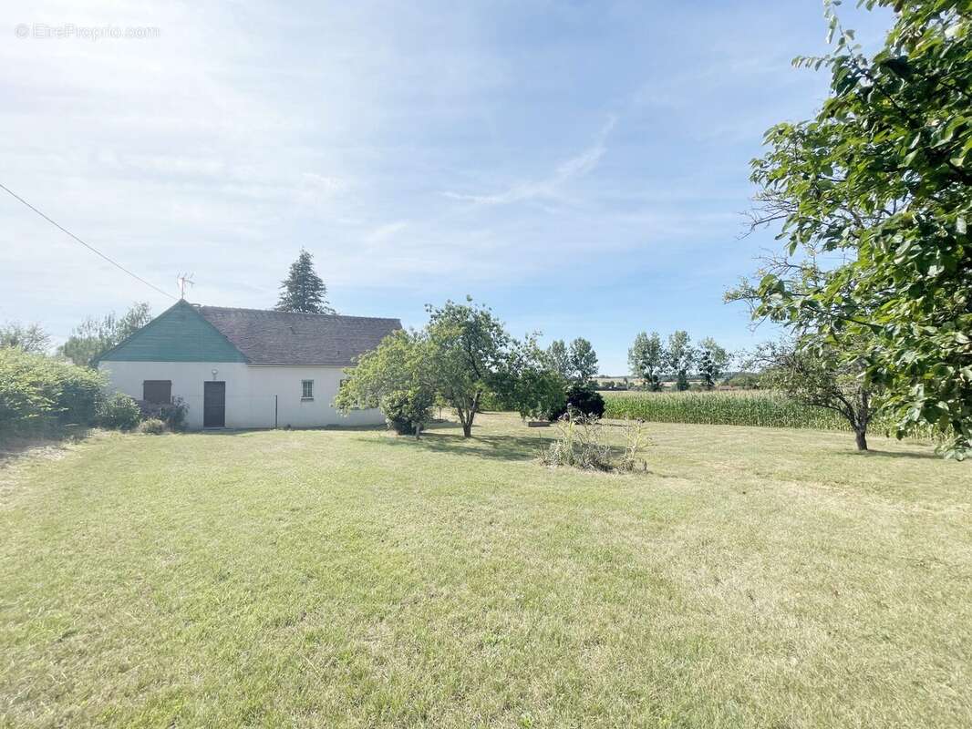 Maison 123 m² à Aigne  - photo 8