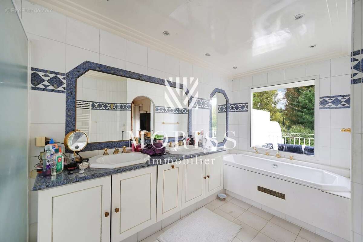 Maison à NOGENT-SUR-MARNE