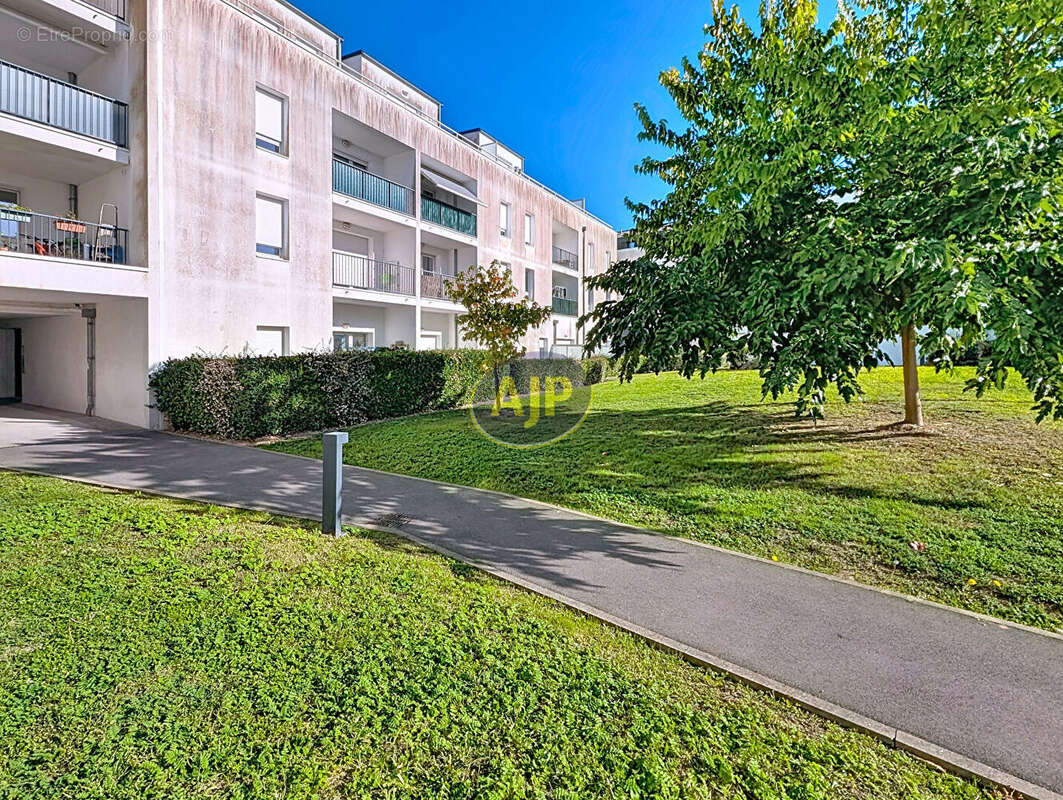 Appartement à SAINT-SEBASTIEN-SUR-LOIRE