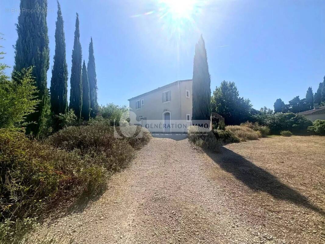 Maison d'architecte Élégance et Confort T4 Maussane Les Alpilles - photo 4