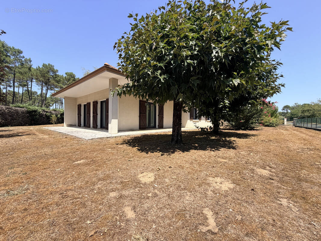 Maison à LABRIT