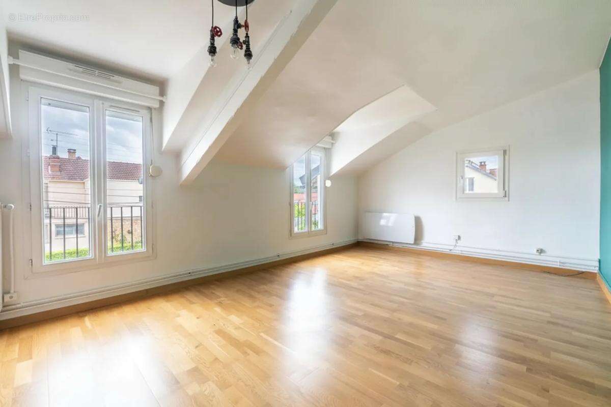 Appartement 87 m² terrain et bâtisse aux Mureaux - photo 3