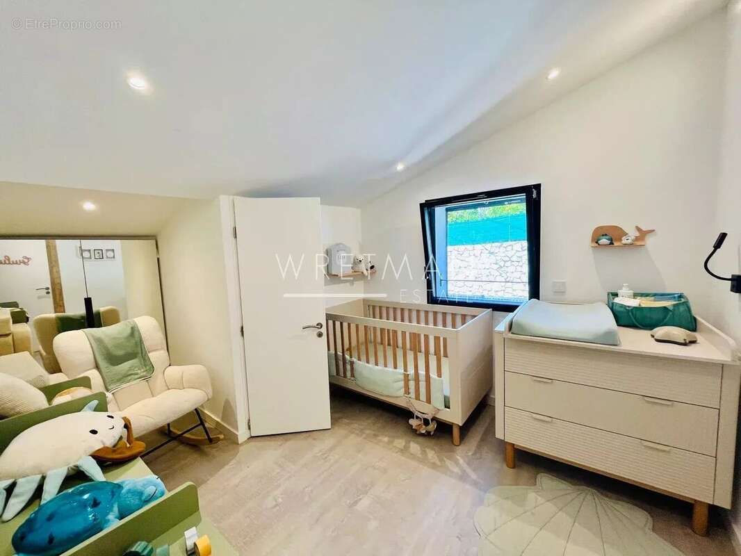Appartement à MANDELIEU-LA-NAPOULE