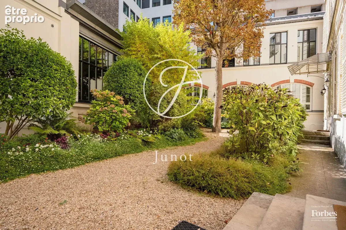 Paris 6e - DUGUAY-TROUIN / LUXEMBOURG - Appartement -  7 pièces - 192,75m² Carrez - 196,20m² au sol - 3 chambres - Triple récept - photo 14