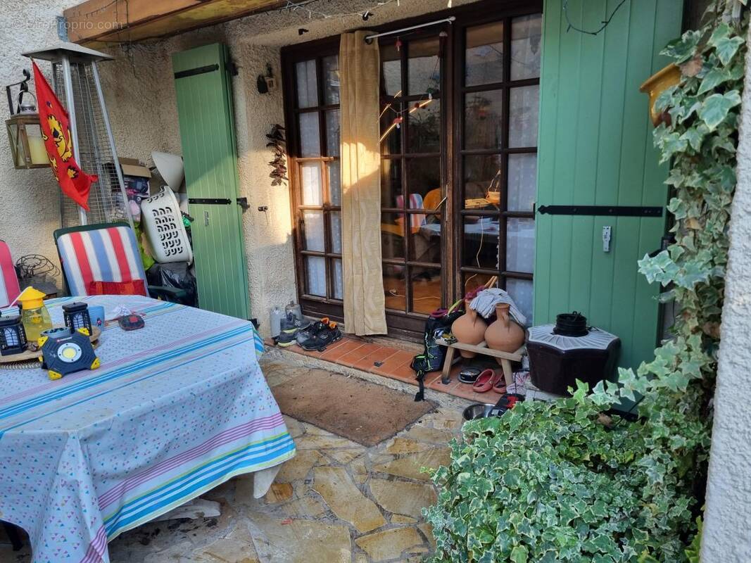 Maison à SAINT-MATHIEU-DE-TREVIERS