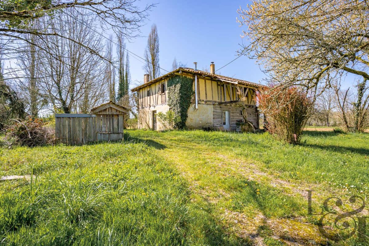 Maison à TOMBEBOEUF