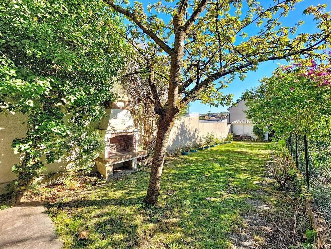 Photo 1 - Maison à RUEIL-MALMAISON