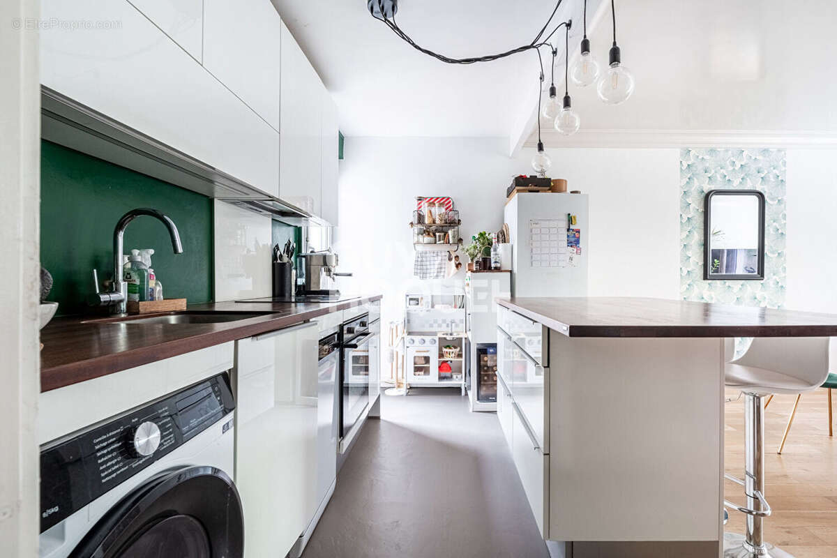 Appartement à ASNIERES-SUR-SEINE