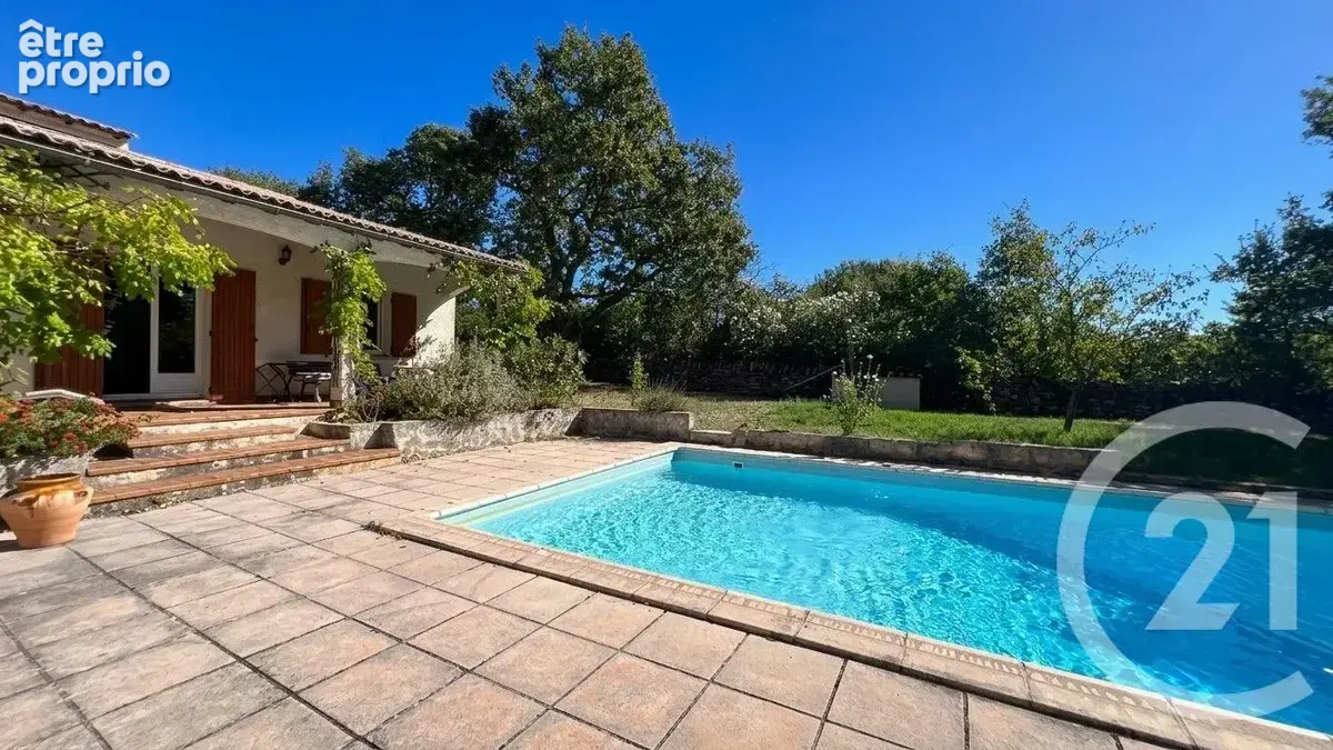 Maison 7 pièces 196 m² à vendre à Saint-Quentin-La-Poterie (30700) - photo 3