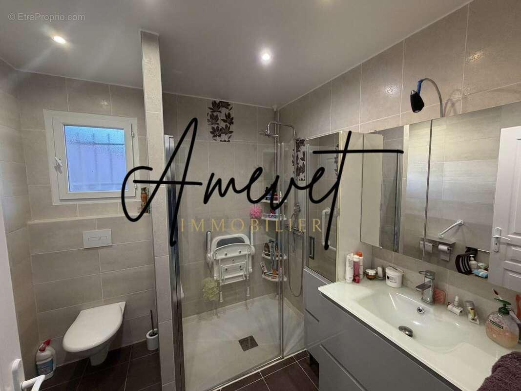 Maison à MORIERES-LES-AVIGNON