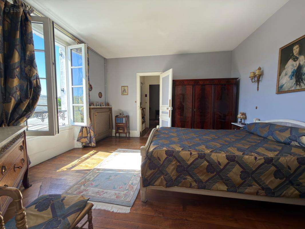 Maison à SAINT-MAUR-DES-FOSSES