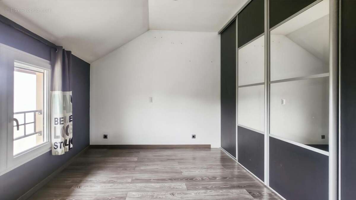 Maison à ATHIS-MONS