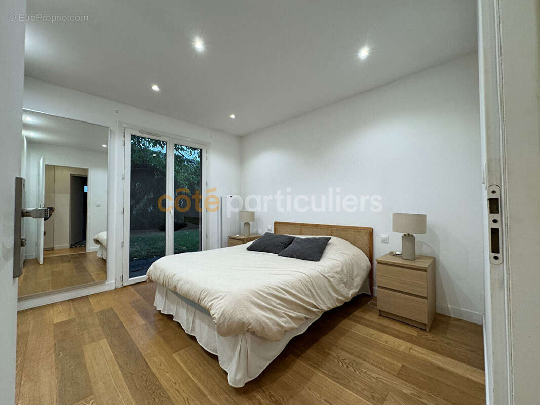 Maison à SAINT-SEBASTIEN-DE-MORSENT