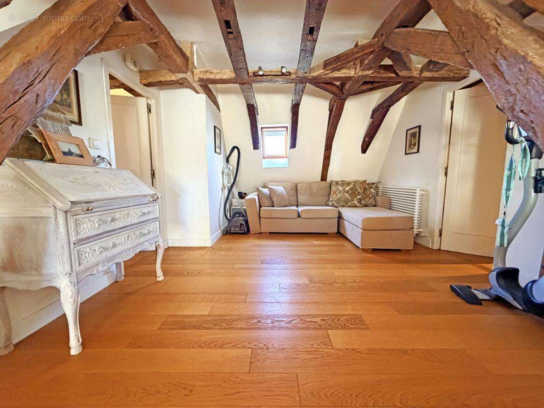 Maison à SAINT-MAIME-DE-PEREYROL