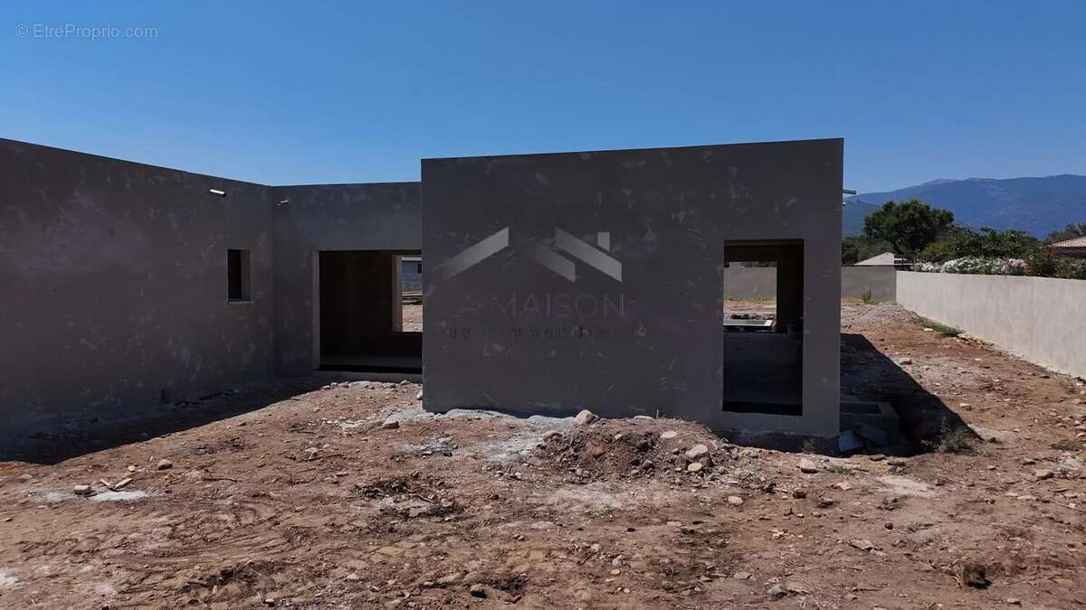 Villa contemporaine en cours de construction – Mora Dell'Onda, Lecci - photo 6