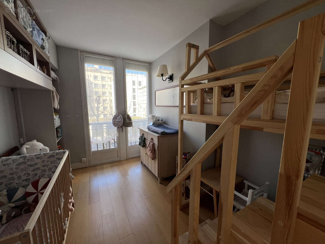 Appartement à BOULOGNE-BILLANCOURT