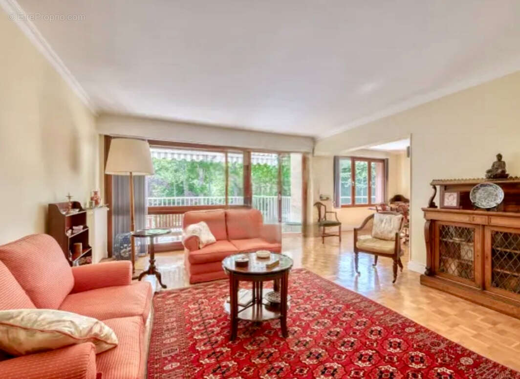 Appartement à MAISONS-LAFFITTE