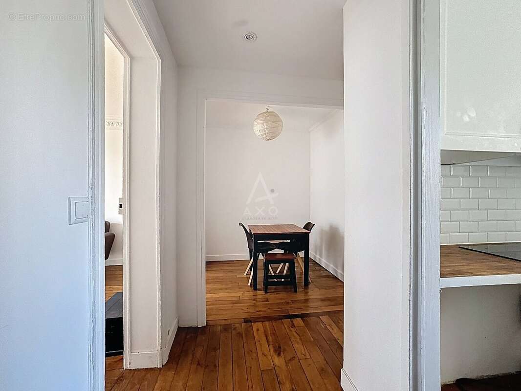 Appartement à PARIS-18E