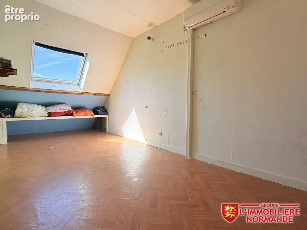 Maison familiale 6 chambres  Terrain de 1 001 m²  DPE C - photo 11