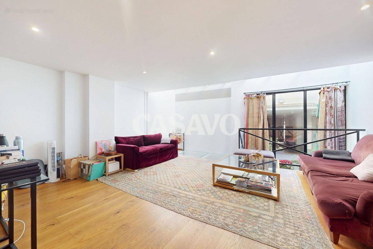 Appartement à PARIS-11E