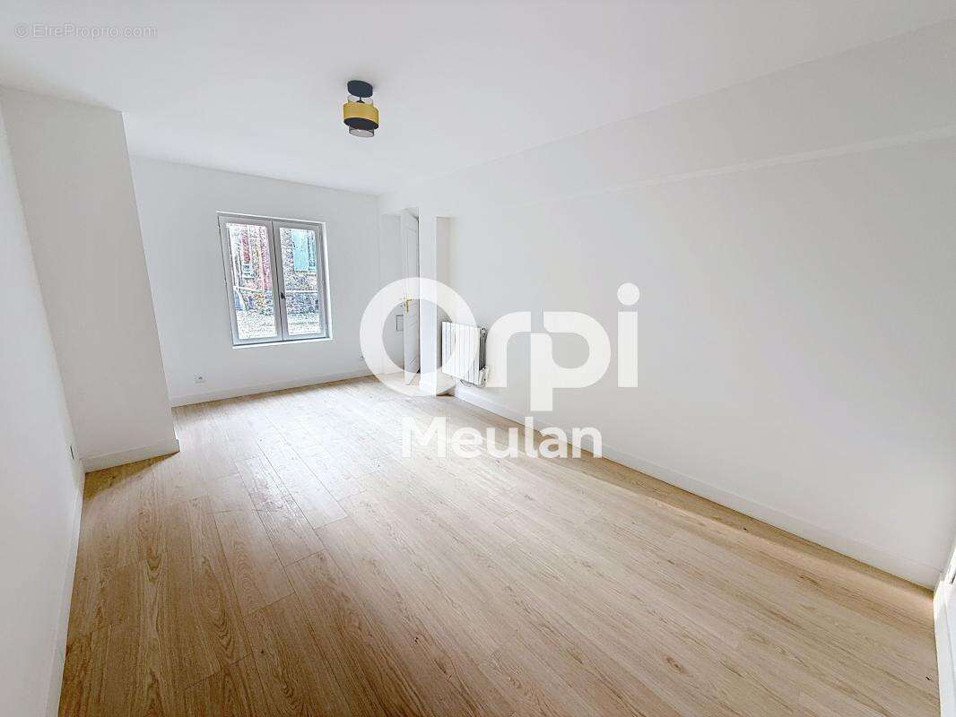 Appartement à MEULAN