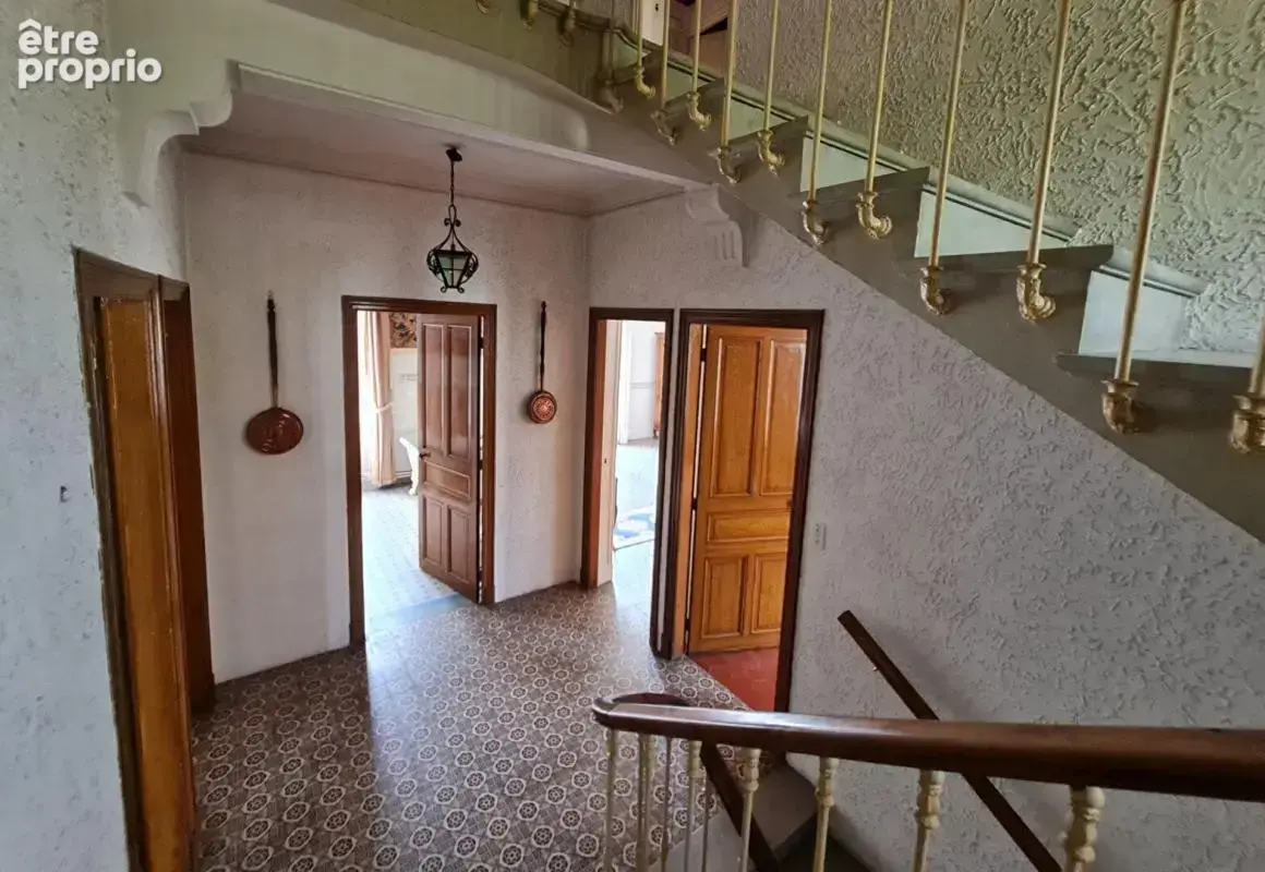 Alès - Maison Bourgeoise 330 m2 sur 1500m² de terrain clos - photo 12