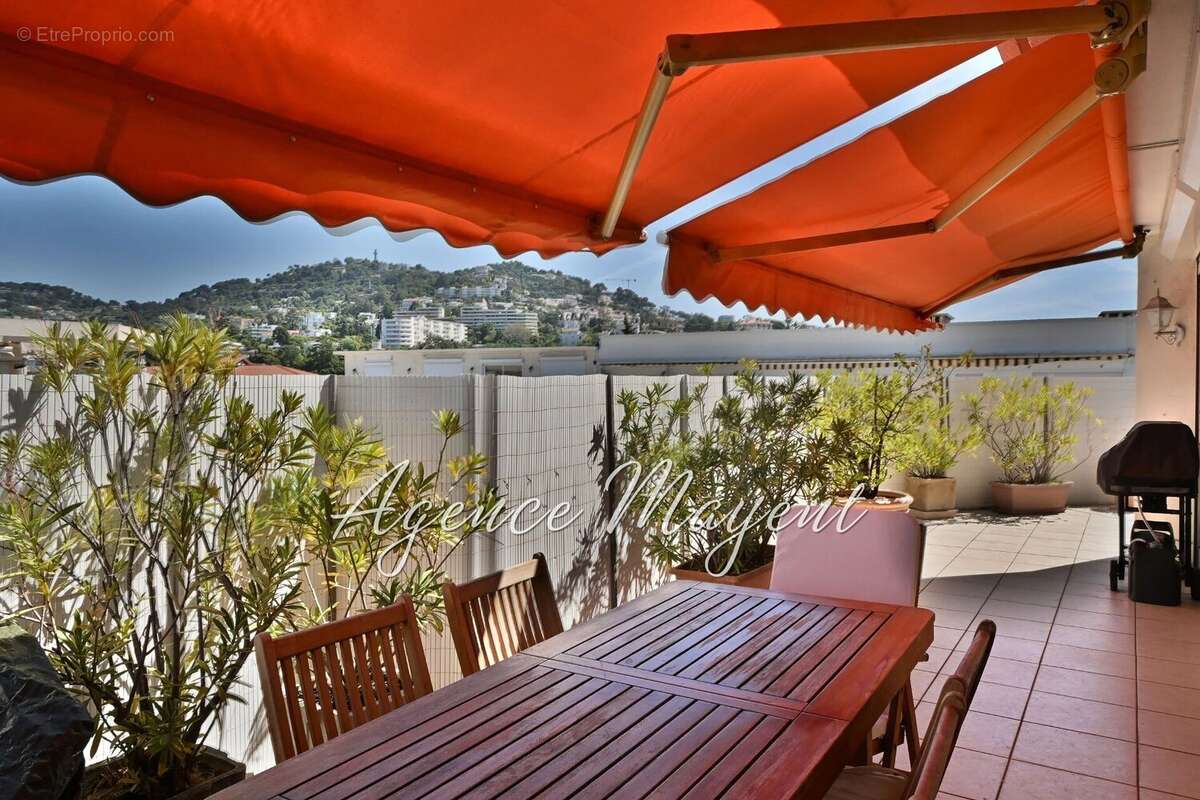 Appartement à CANNES