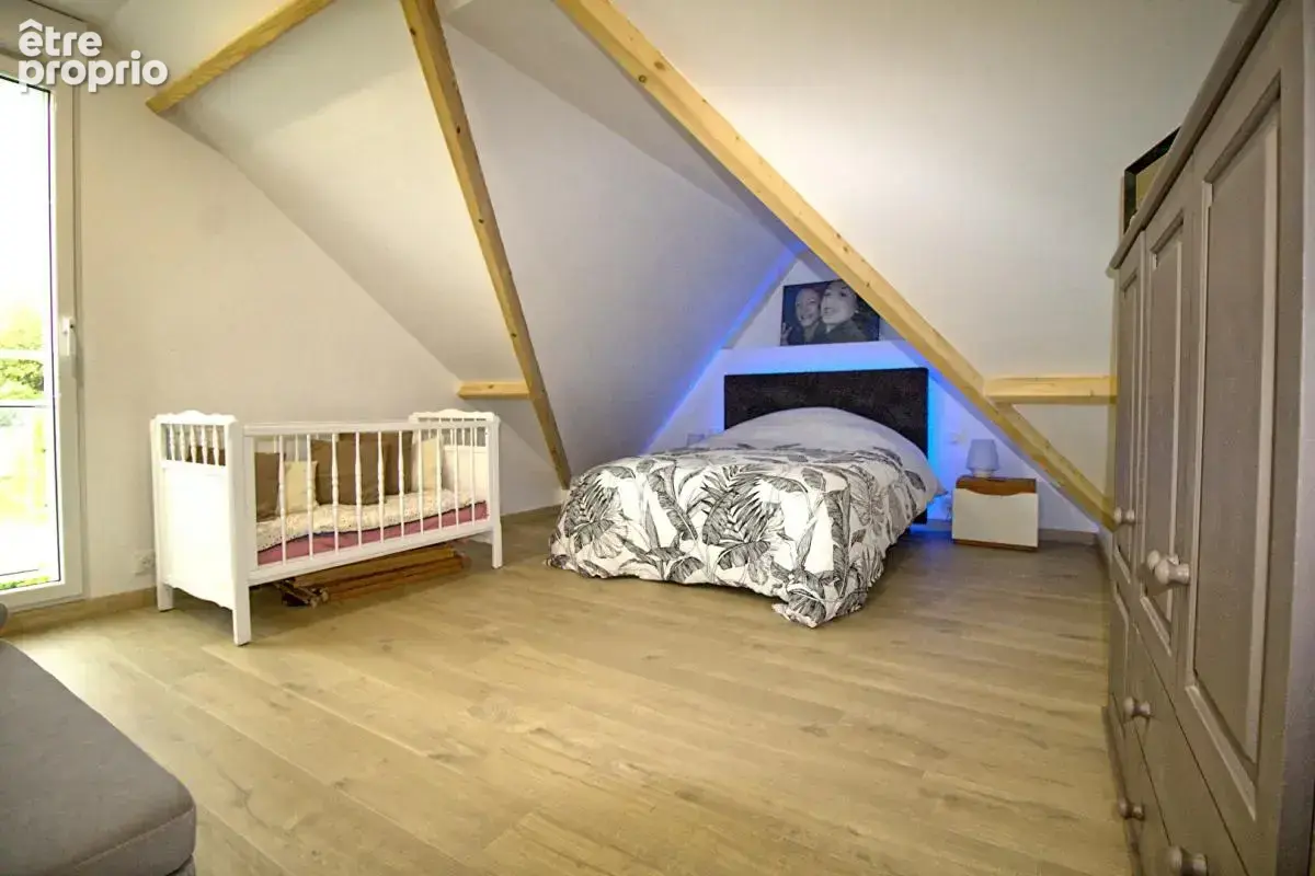 5 mn de Montreuil-Juigné Maison  totalement aboutie de 170 m² - photo 13