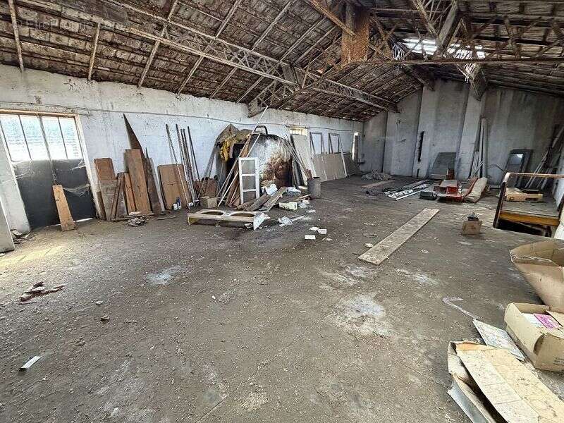 Commerce à LEIGNEUX