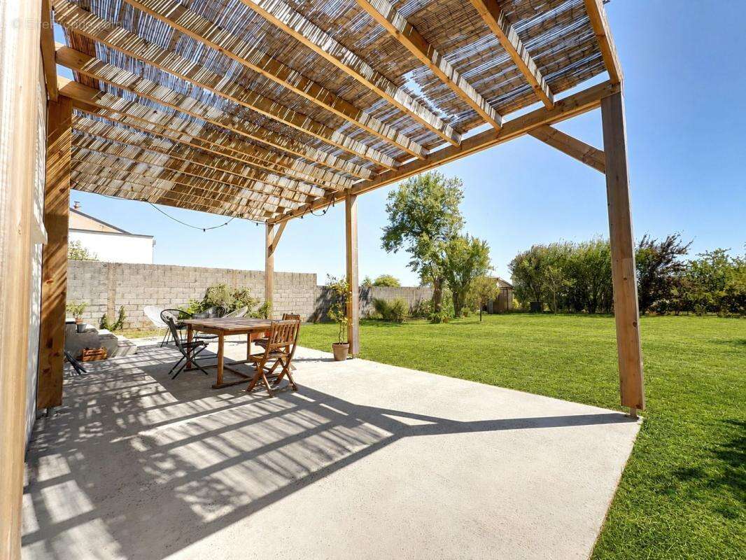 À vendre – Gevrey-Chambertin  Maison familiale entièrement rénovée de 182 m² 5 chambres - photo 24