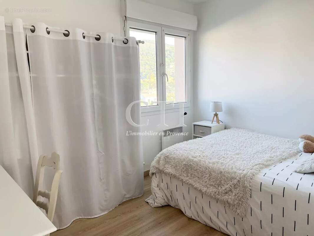 Appartement à NYONS