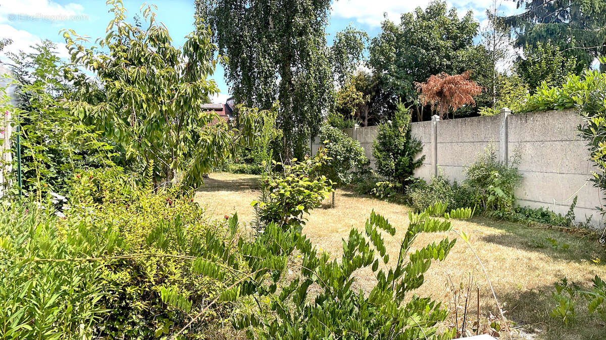 Maison 4 chambres, jardin et garage - photo 9