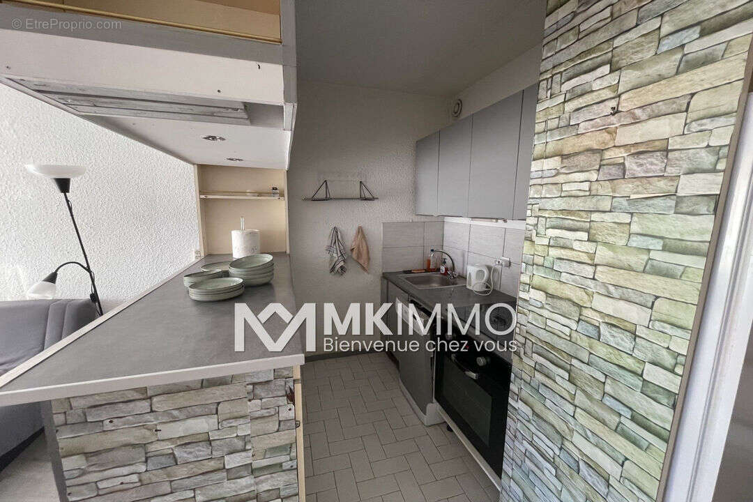 Appartement à SAINT-LAURENT-DU-VAR